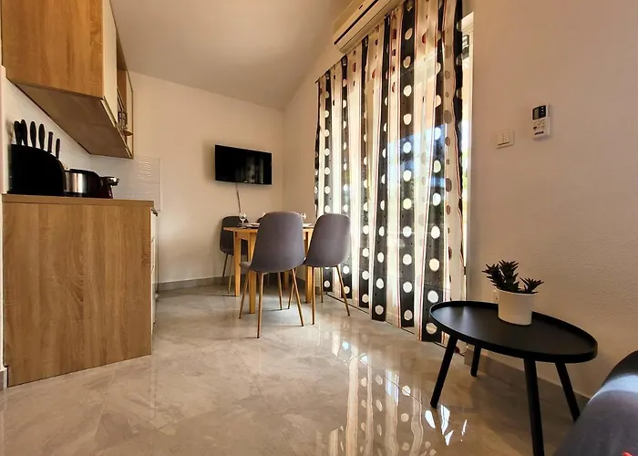 Апартаменты Jelena