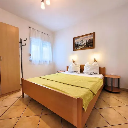 Apartment Jelena